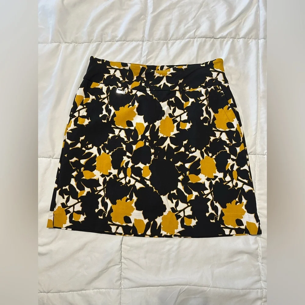 Peck&Peck Women's Floral Athletic Skort Black Yellow Built-in Shorts Size 8 - Picture 2 of 9